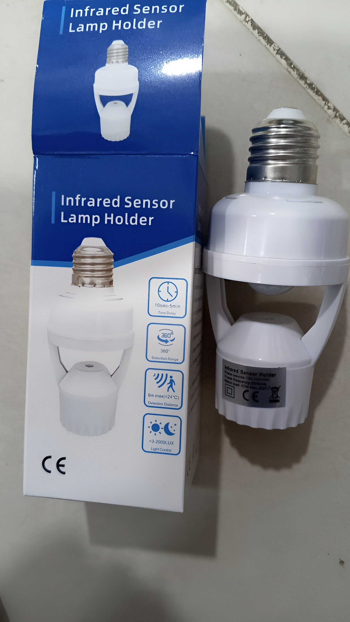 Infrared Motion Sensor Lamp Holder – 360° Smart Light Socket with Automatic On/Off Detection