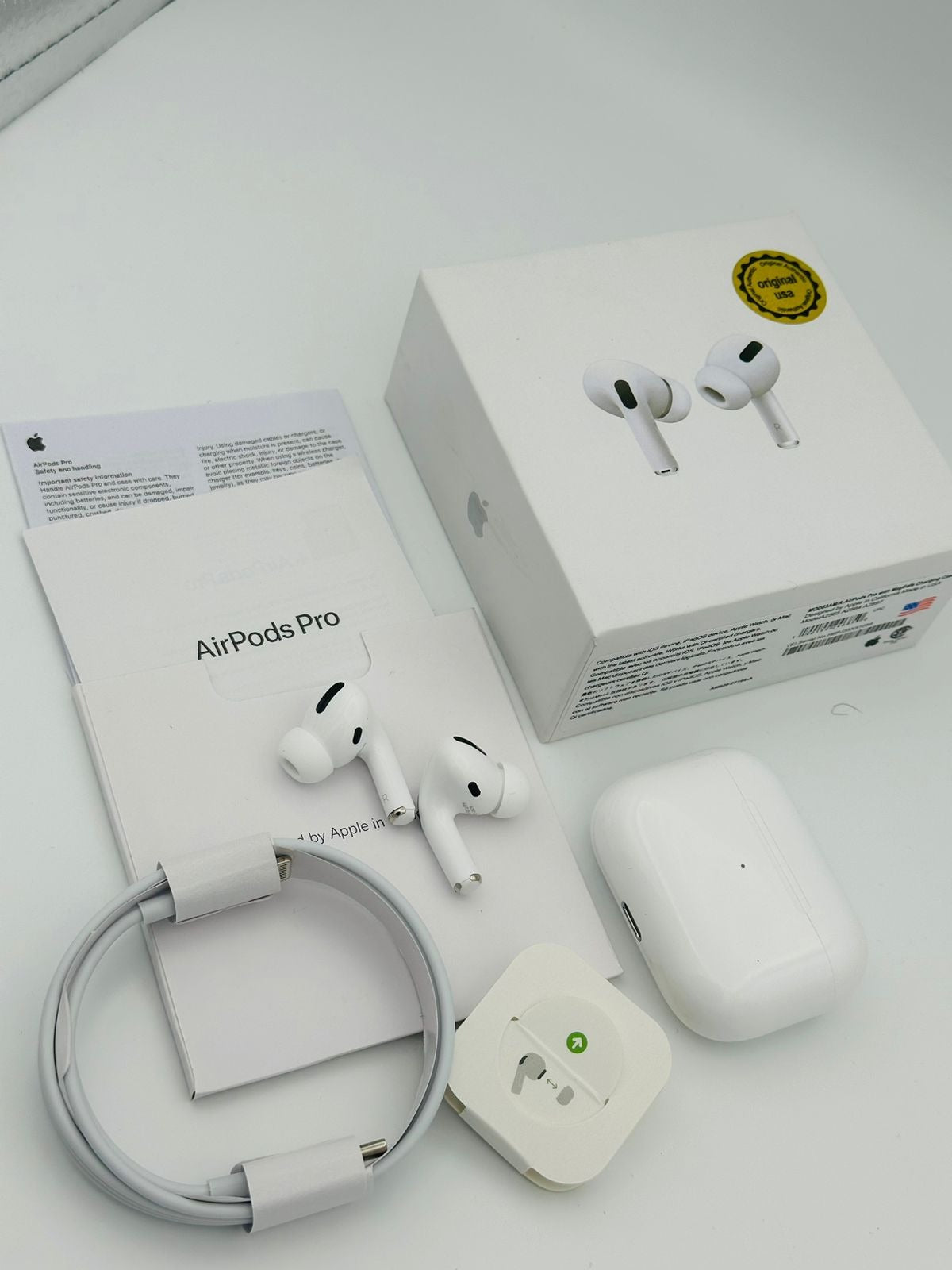 Apple AirPods Pro 2nd Gen, AirPods Pro 2, Apple Wireless Earbuds, Noise Cancelling Earbuds, Active Noise Cancellation, Transparency Mode AirPods, MagSafe Charging Case, USB C AirPods, Apple Bluetooth Earphones, Premium Wireless Earbuds