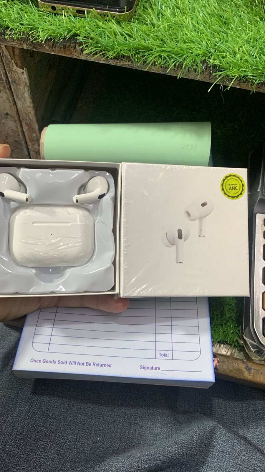 Apple AirPods Pro 2nd Gen, AirPods Pro 2, Apple Wireless Earbuds, Noise Cancelling Earbuds, Active Noise Cancellation, Transparency Mode AirPods, MagSafe Charging Case, USB C AirPods, Apple Bluetooth Earphones, Premium Wireless Earbuds