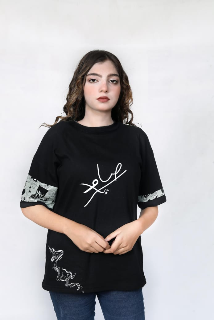 Professional Fashion Model for Urban Streetwear Apparel: E-commerce Studio Photography, Brand Ambassador, and High-Impact Social Media Content Creator ( large )