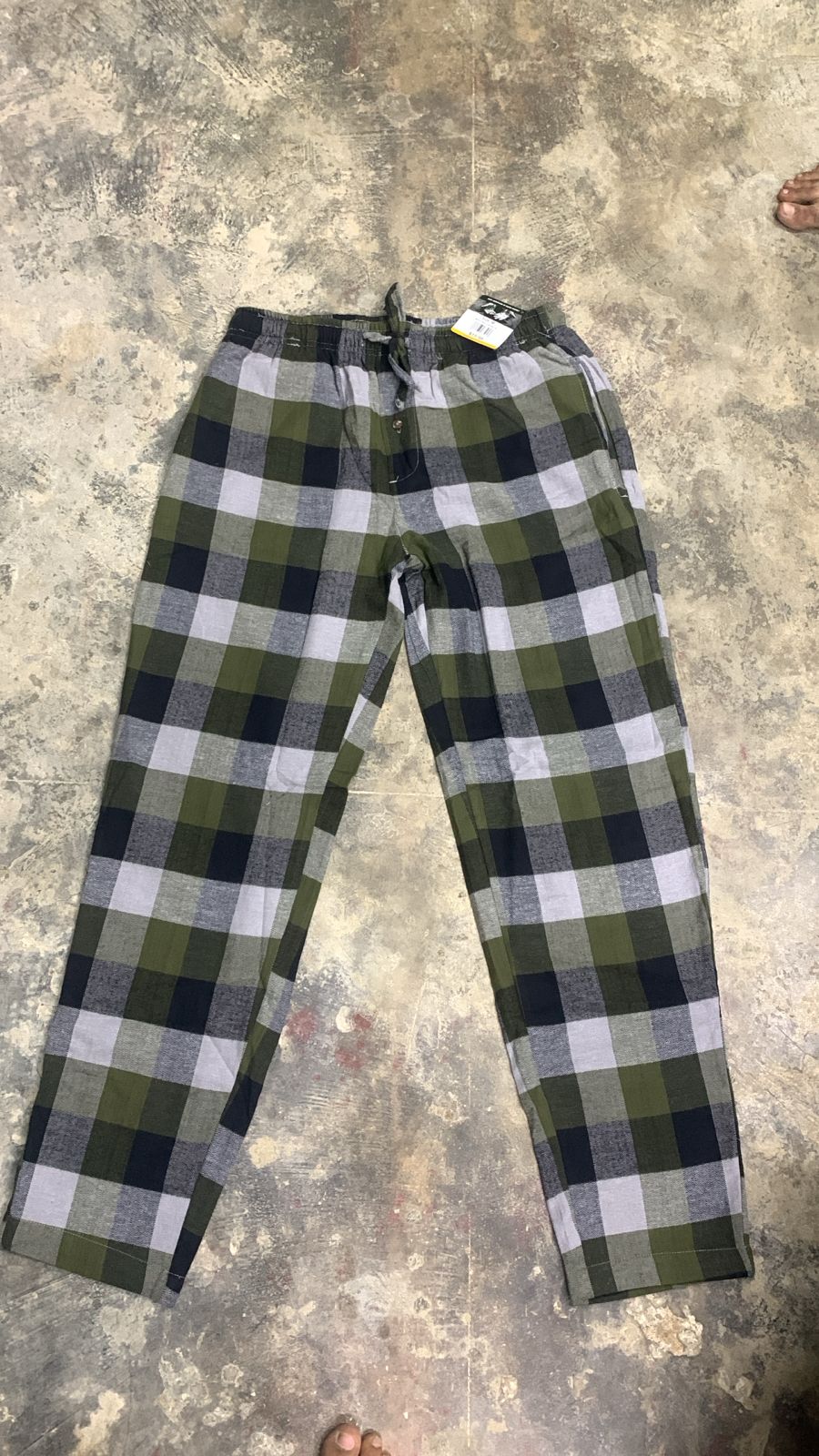 Unique And Causal Men Trouser (pack of 1)