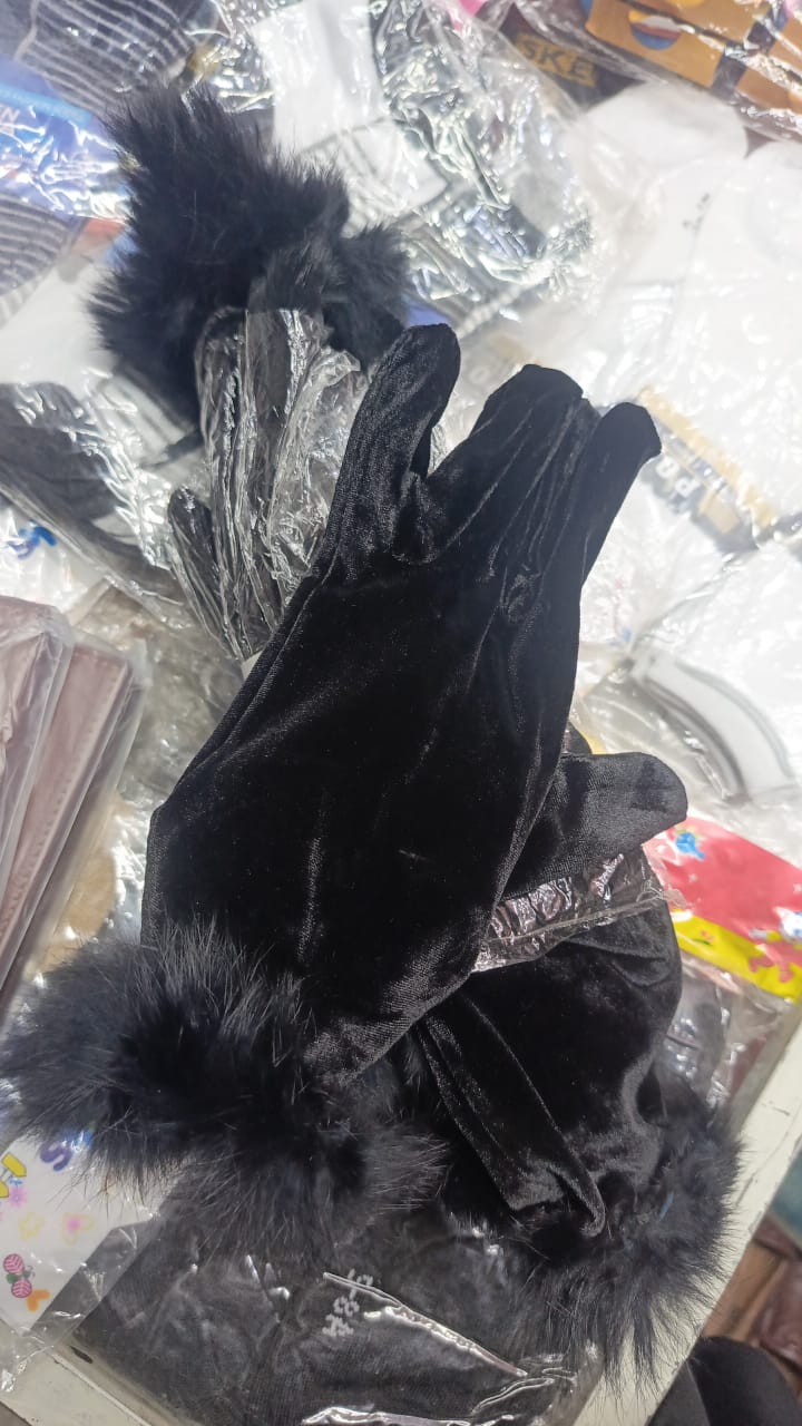 Women's & Girls Black Winter Velvet Gloves with Fur Cuff – Warm Soft Hand Gloves (1 Pair)