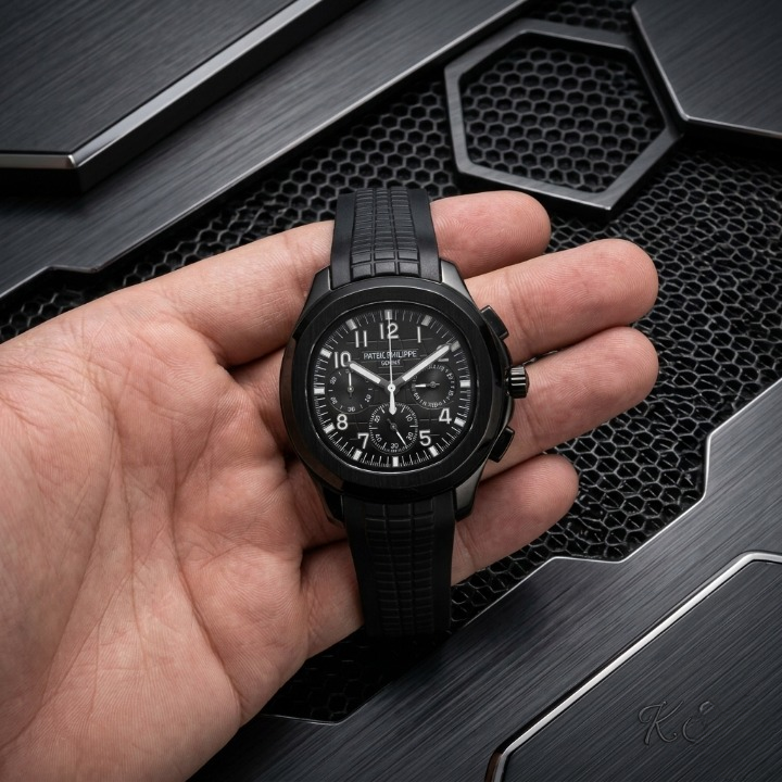 Chronograph Mens Watch With Rubber Strap Stylish Sports Design Non Waterproof