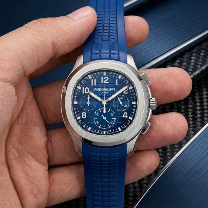 Chronograph Mens Watch With Rubber Strap Stylish Sports Design Non Waterproof